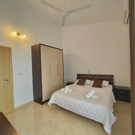 Four Seasons Apartment Ksamil