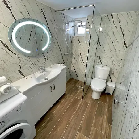 Four Seasons Apartment