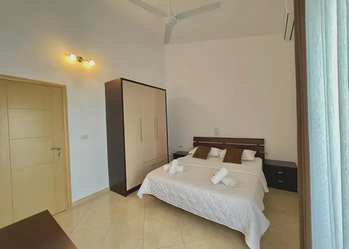 Four Seasons Lägenhet Ksamil