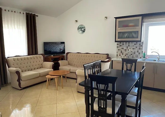 Four Seasons Lägenhet Ksamil