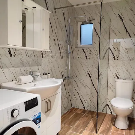 Four Seasons * Ksamil